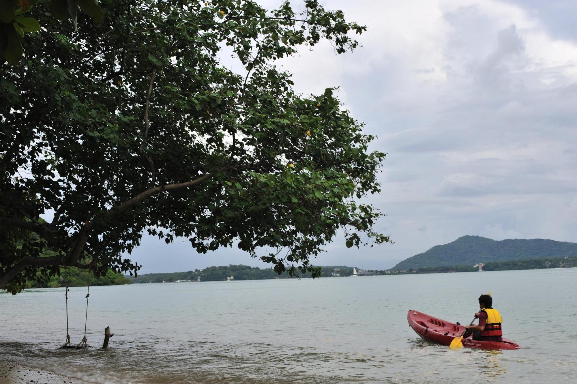 Baan Mai Beachfront Lone Island Phuket ภายนอก รูปภาพ